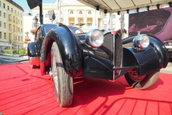 Bugatti 57 SC - replika