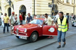 Alfa Romeo Giulietta Spider 750