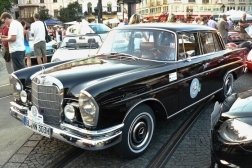 Mercedes-Benz 230 S W111