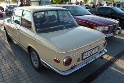 BMW 1502