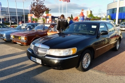 Lincoln Town Car