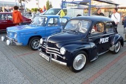 Renault 4CV