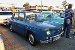 Renault 8