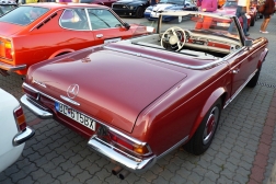 Mercedes-Benz 230 SL