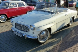 Škoda 450