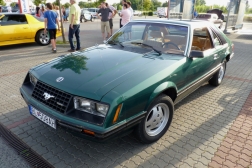 Ford Mustang V6 Fastback