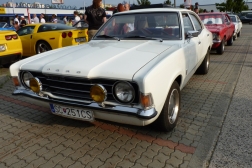 Ford Cortina