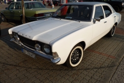Ford Cortina