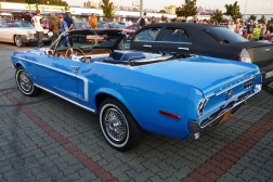 Ford Mustang Convertible