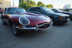 Jaguar E-Type, BMW 7er E32 735i