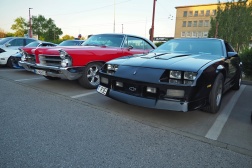 Pontiac Bonneville, Chevrolet Camaro