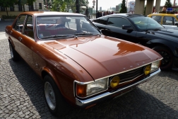 Ford Consul 2000