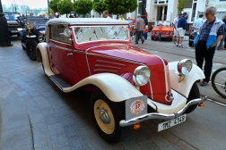 Tatra 52