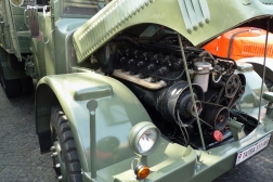 Tatra 111 NR Valník