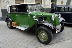 Tatra 54