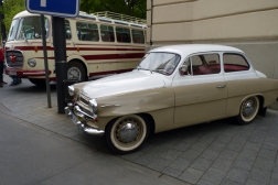 Škoda 440