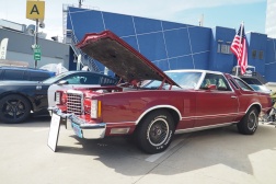 Ford Thunderbird