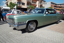 Cadillac Sedan DeVille