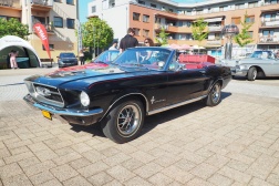 Ford Mustang Convertible V8