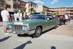 Cadillac Sedan DeVille